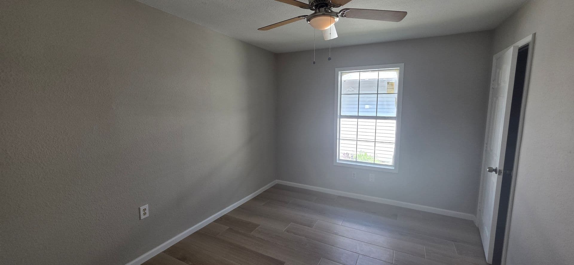 Galveston House: 7117 Poplar