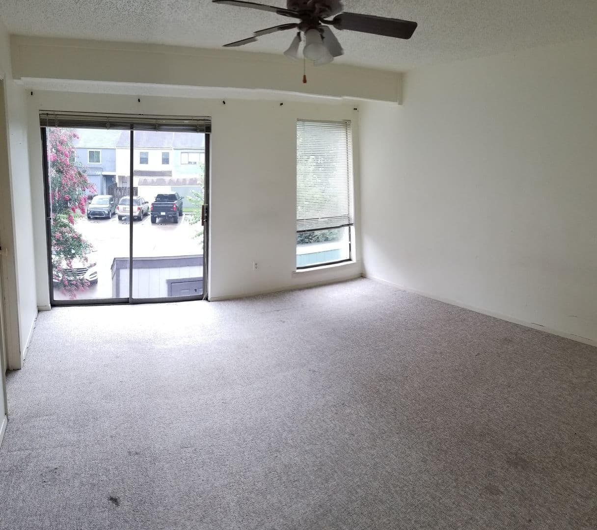 Lafayette House: 36 Larkspur