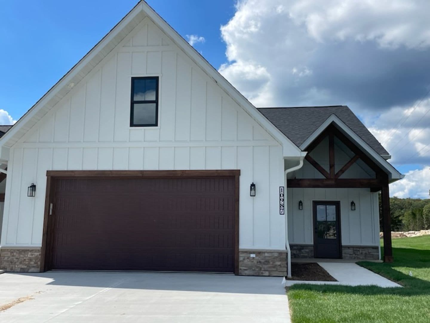 Rolla House: 10987 Quails Nest