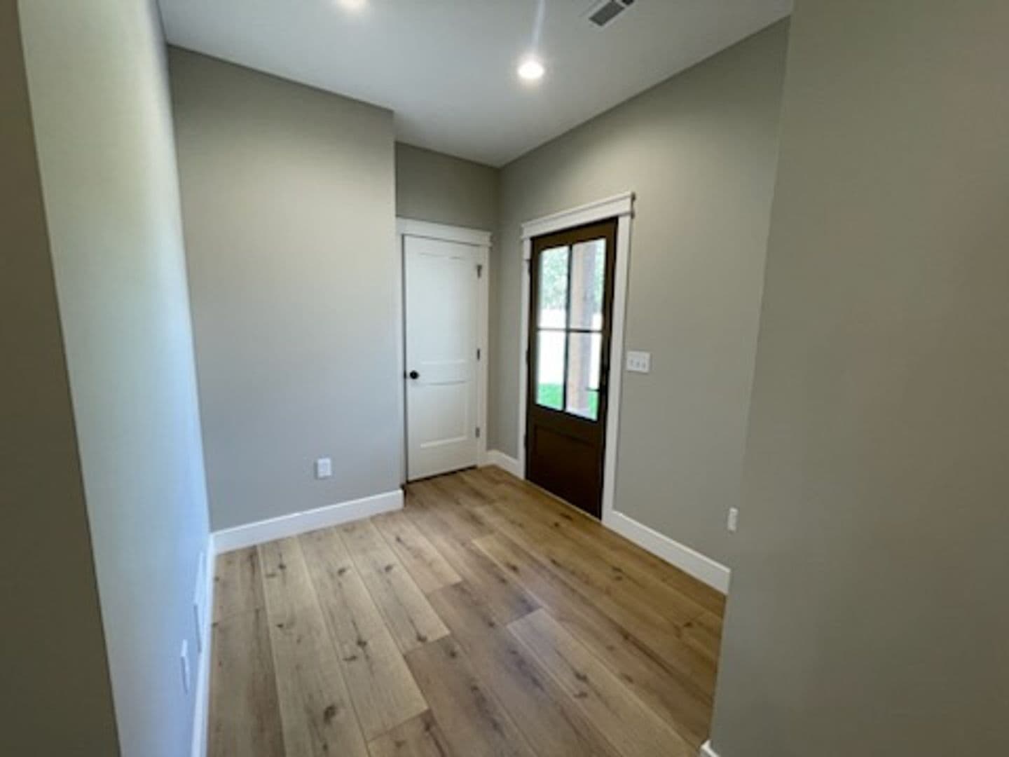 Rolla House: 10987 Quails Nest