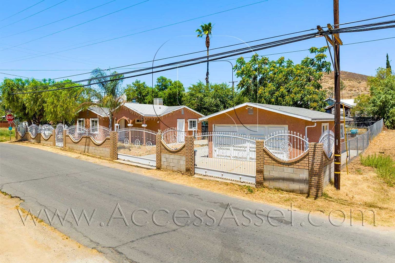 Quail Valley House: 23865 Goetz Dr