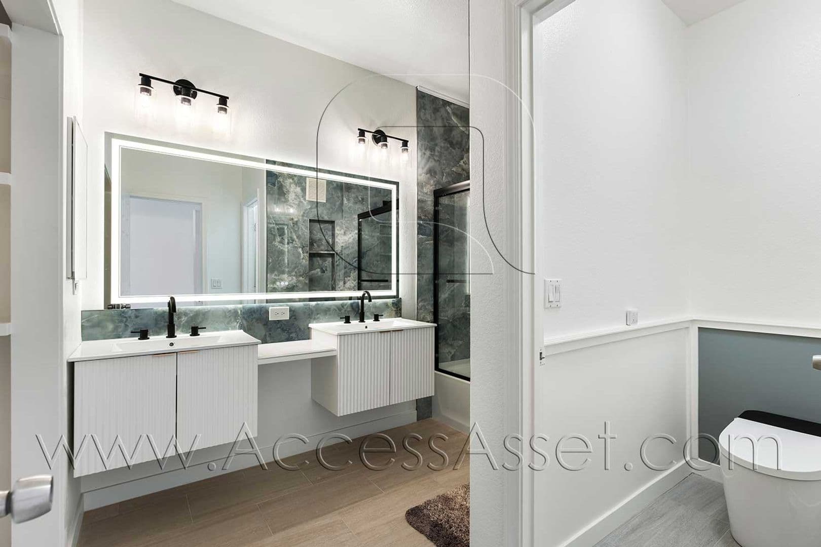 Oceanside House: 288 Fisherman Lane #3