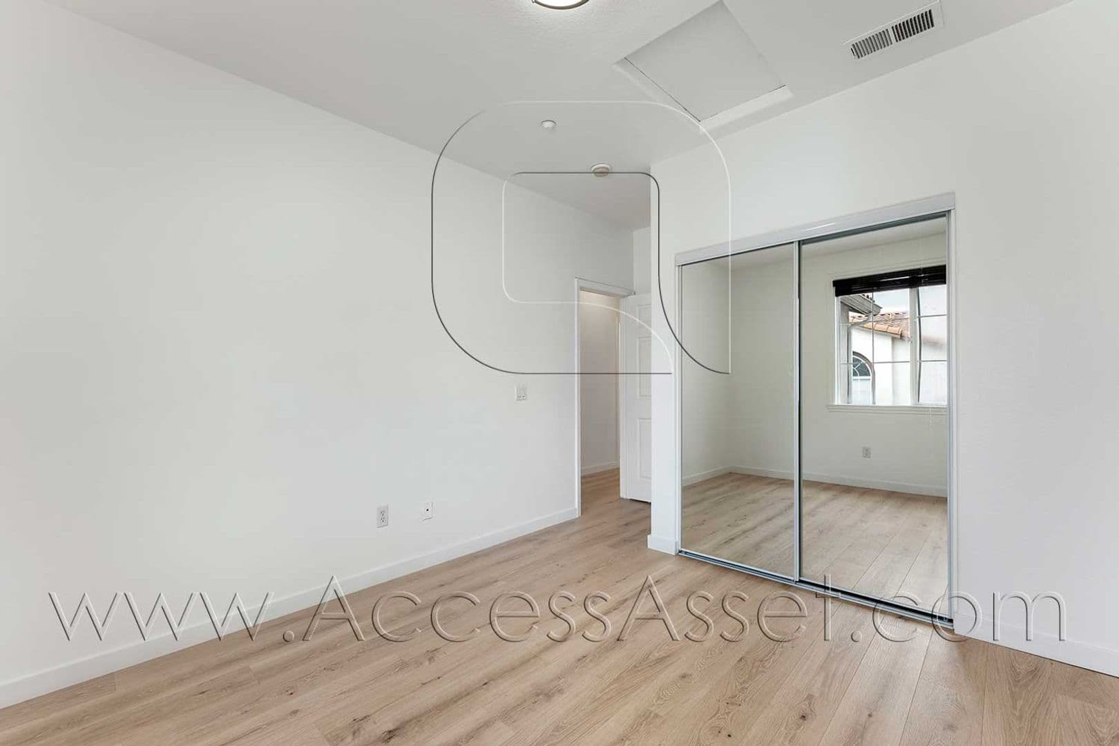 Oceanside House: 288 Fisherman Lane #3