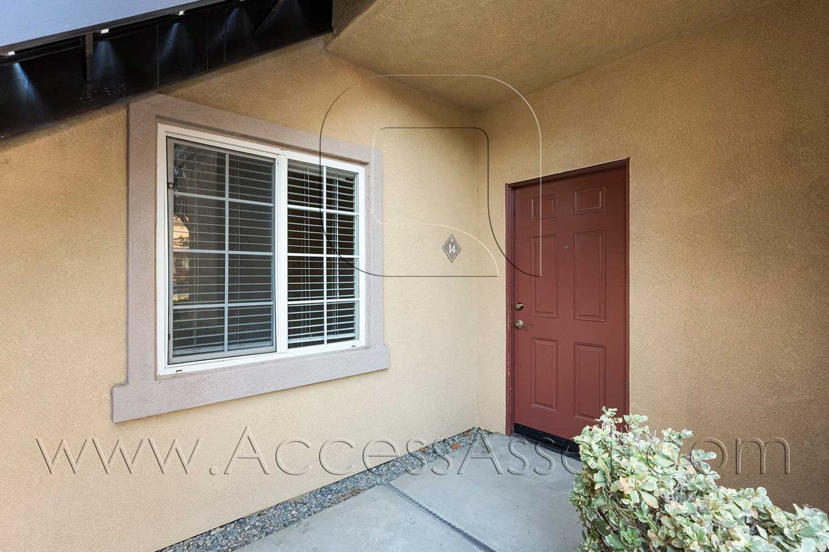 Murrieta House: 41410 Juniper St - 1814