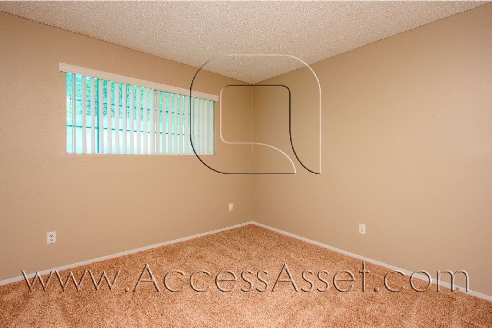 Lake Elsinore Apartment: 33150 Esther St.