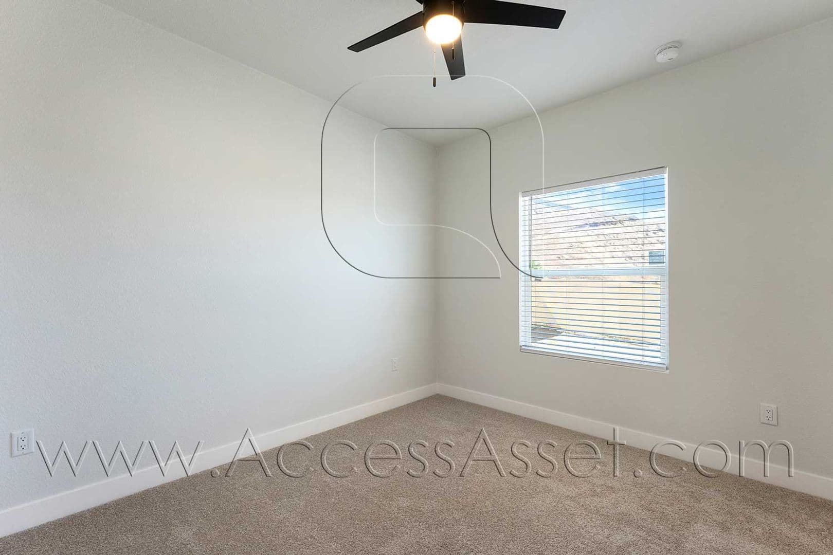 Lake Elsinore House: 33351 Macy St - House