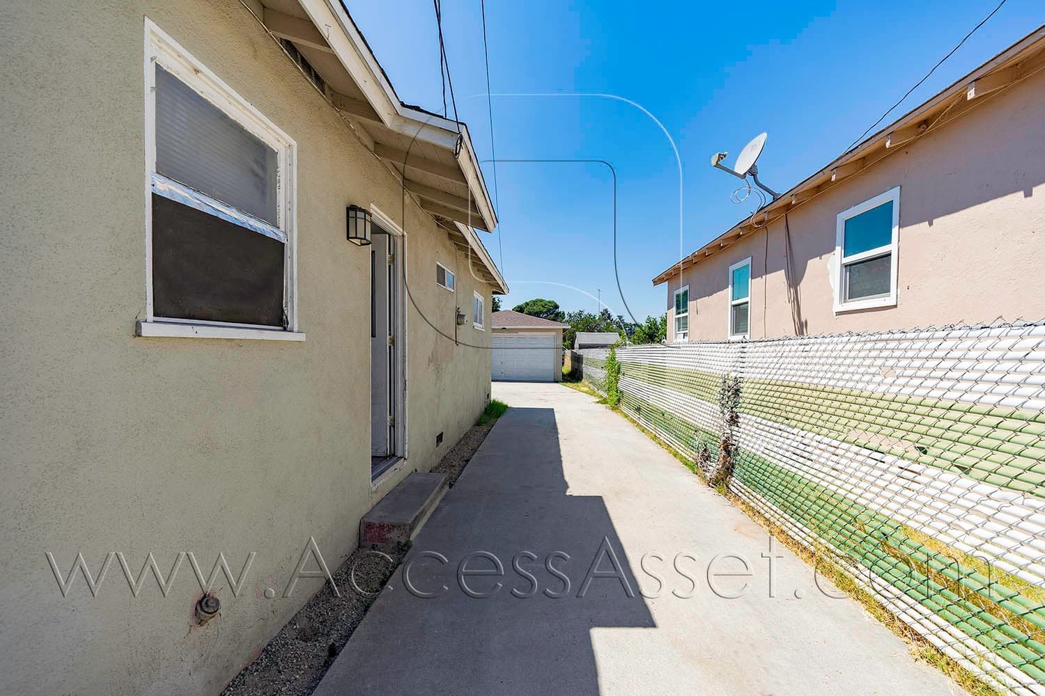 San Bernardino House: 2840 N F St
