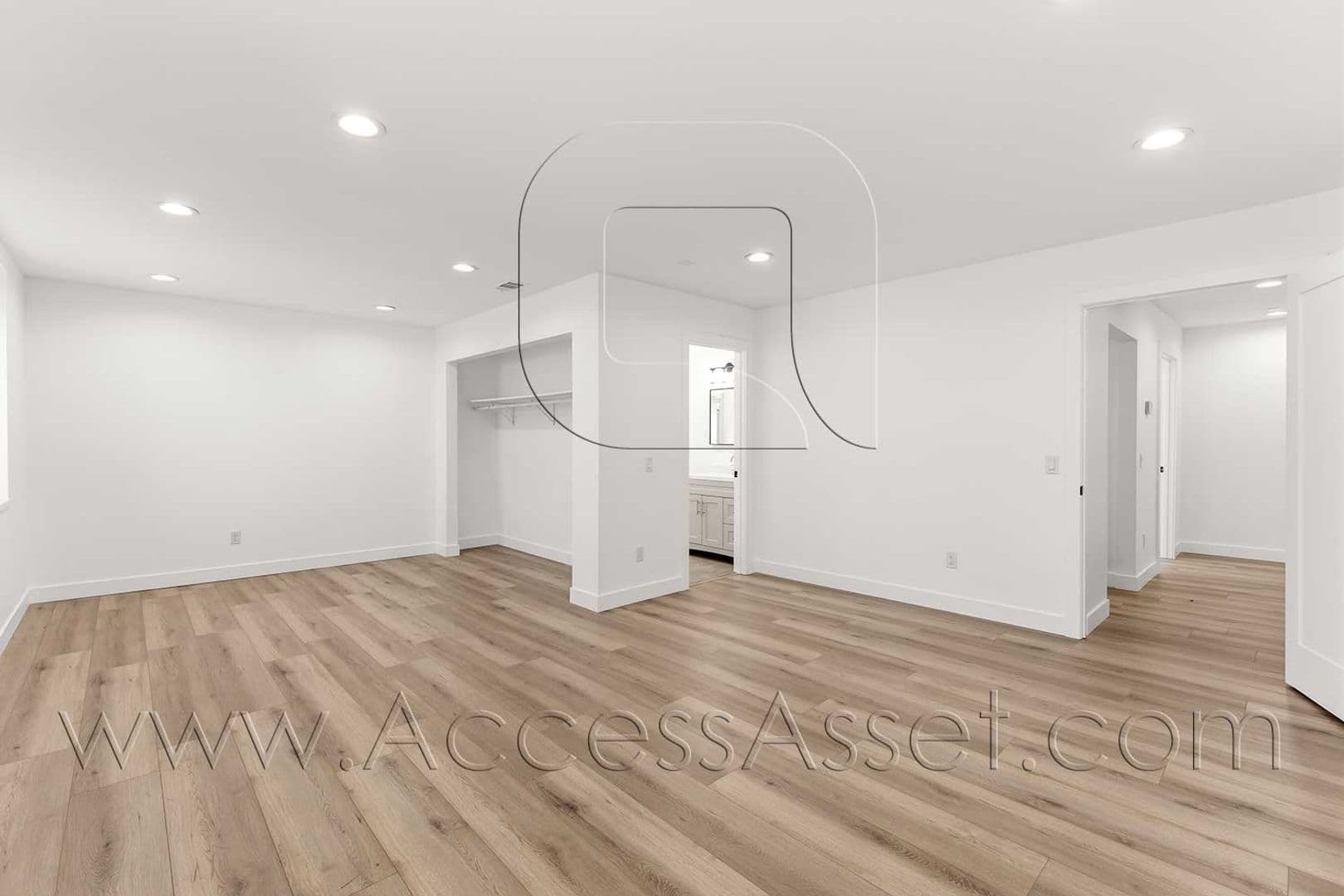 Riverside Apartment: 10946 Thrush Dr