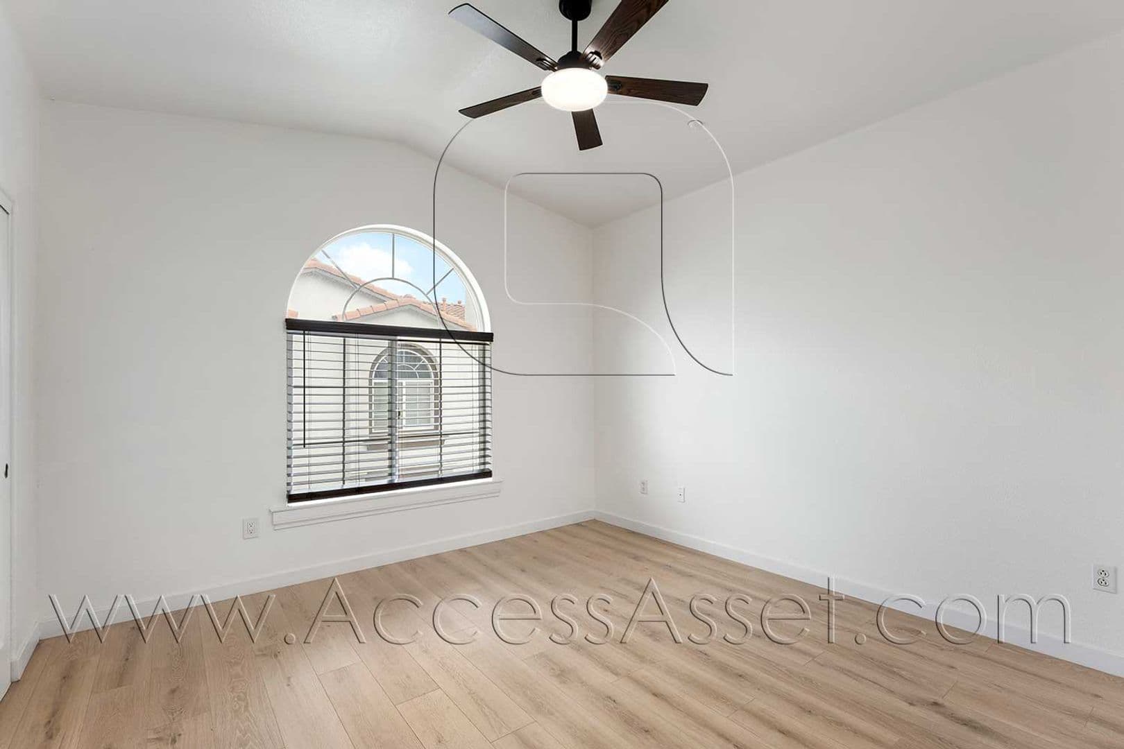 Oceanside House: 288 Fisherman Lane #3