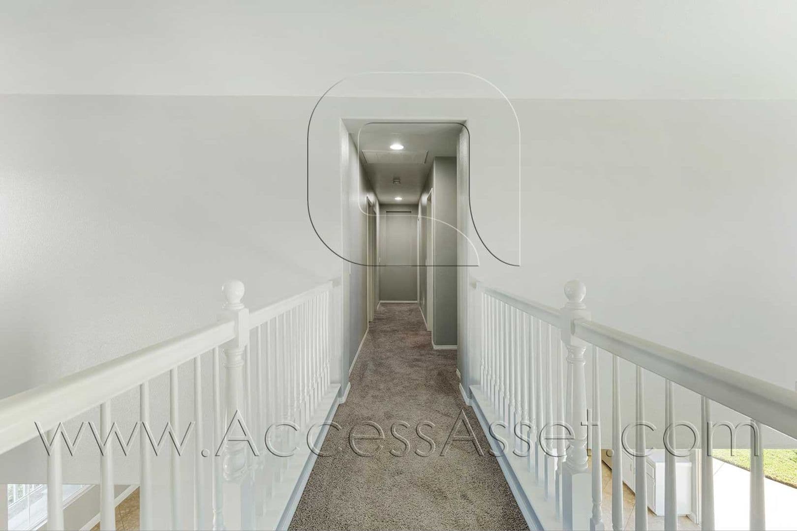 Eastvale House: 13555 Apricot Tree Ln