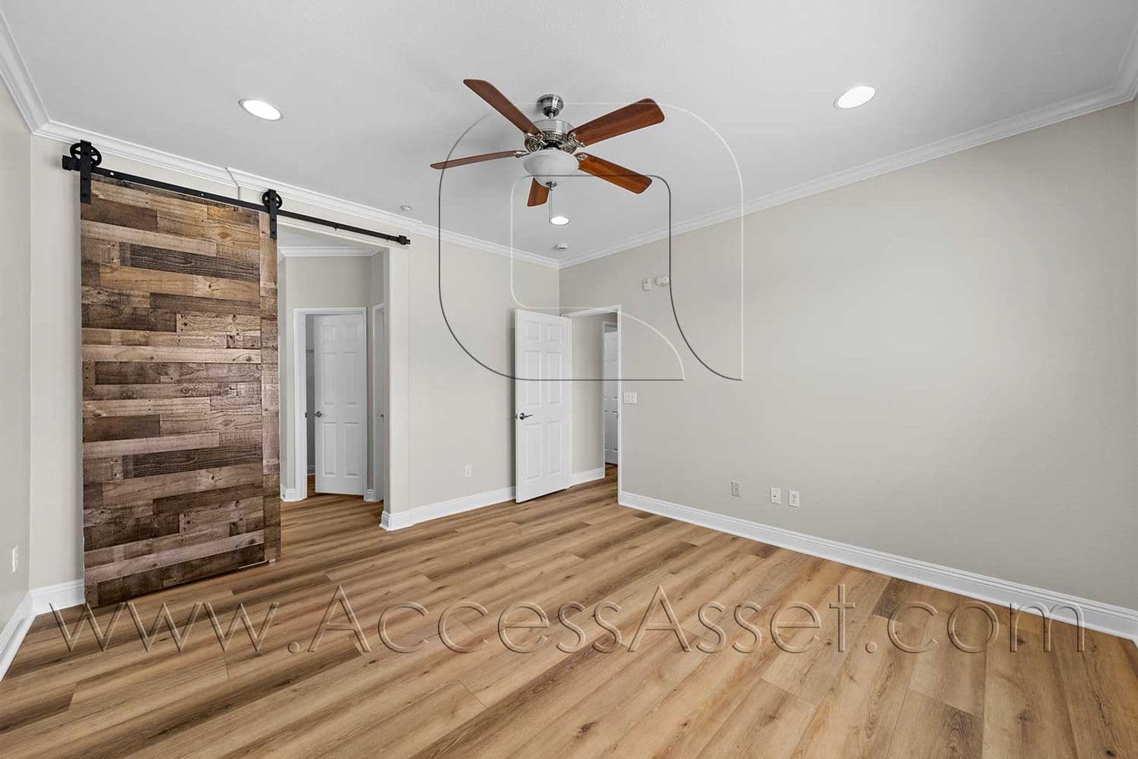 Lake Elsinore House: 15427 Park Point Ave - 110