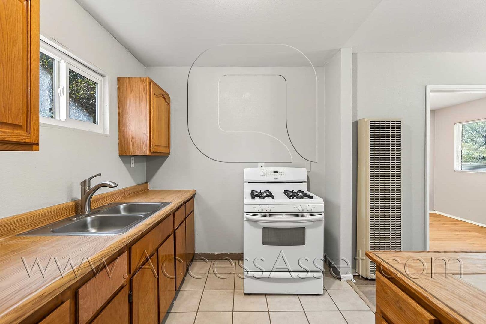 Aguanga Multiplex: (*) 43930 White Mountain Rd - 1