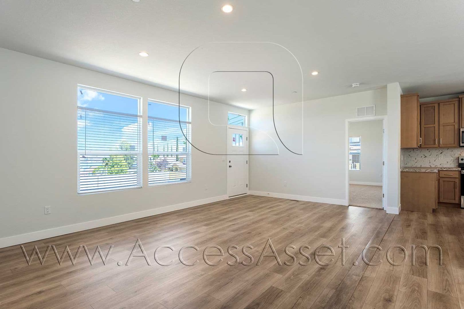 Lake Elsinore Apartment: 33351 Macy St
