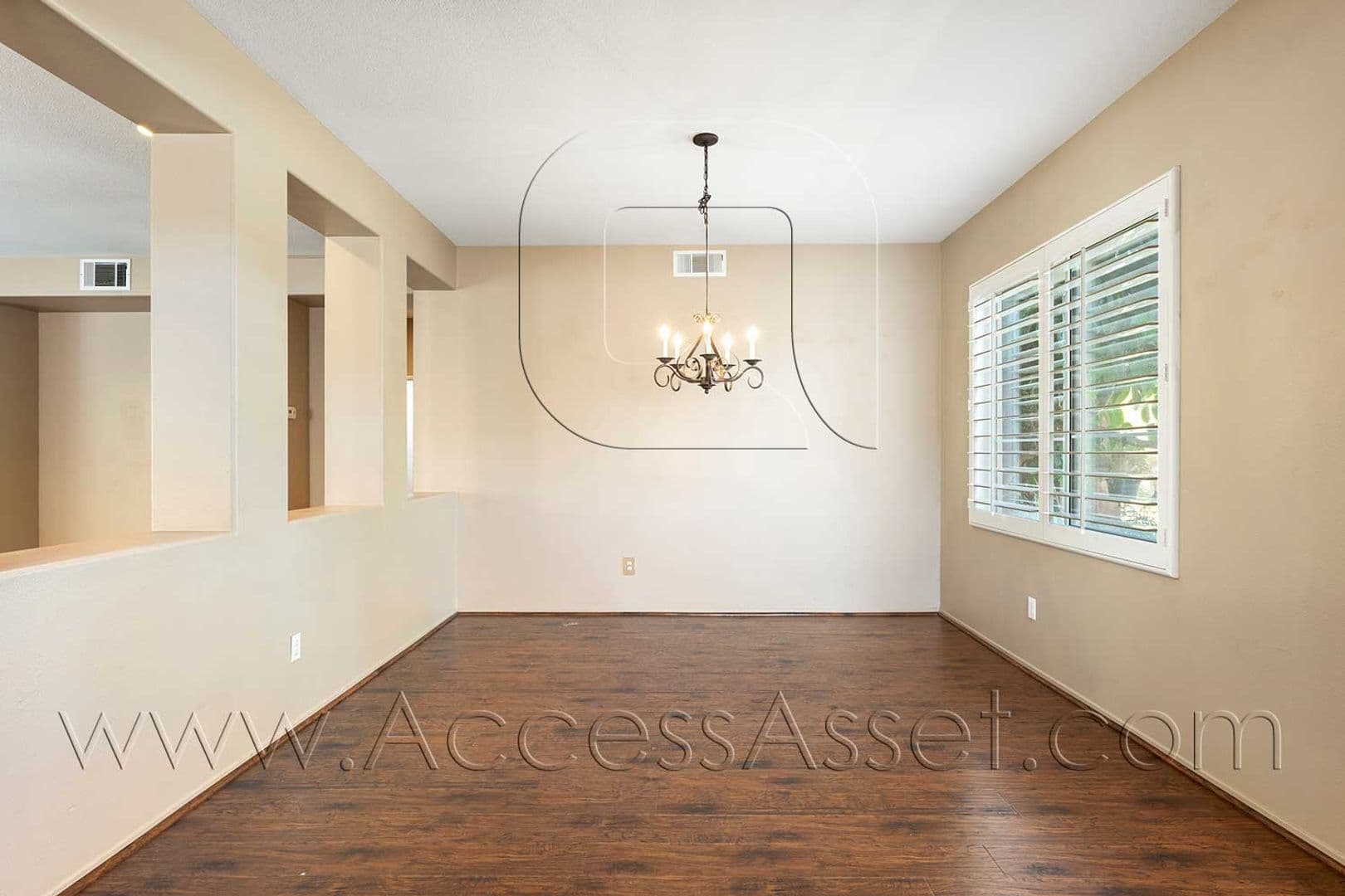 Corona House: 1358 Baldwin St