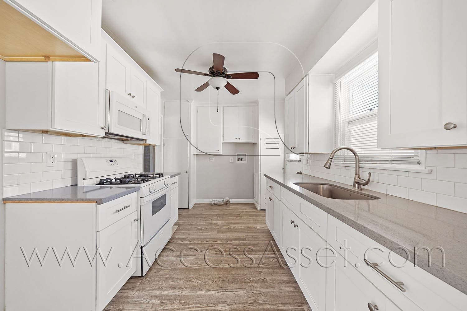 San Bernardino House: 2840 N F St