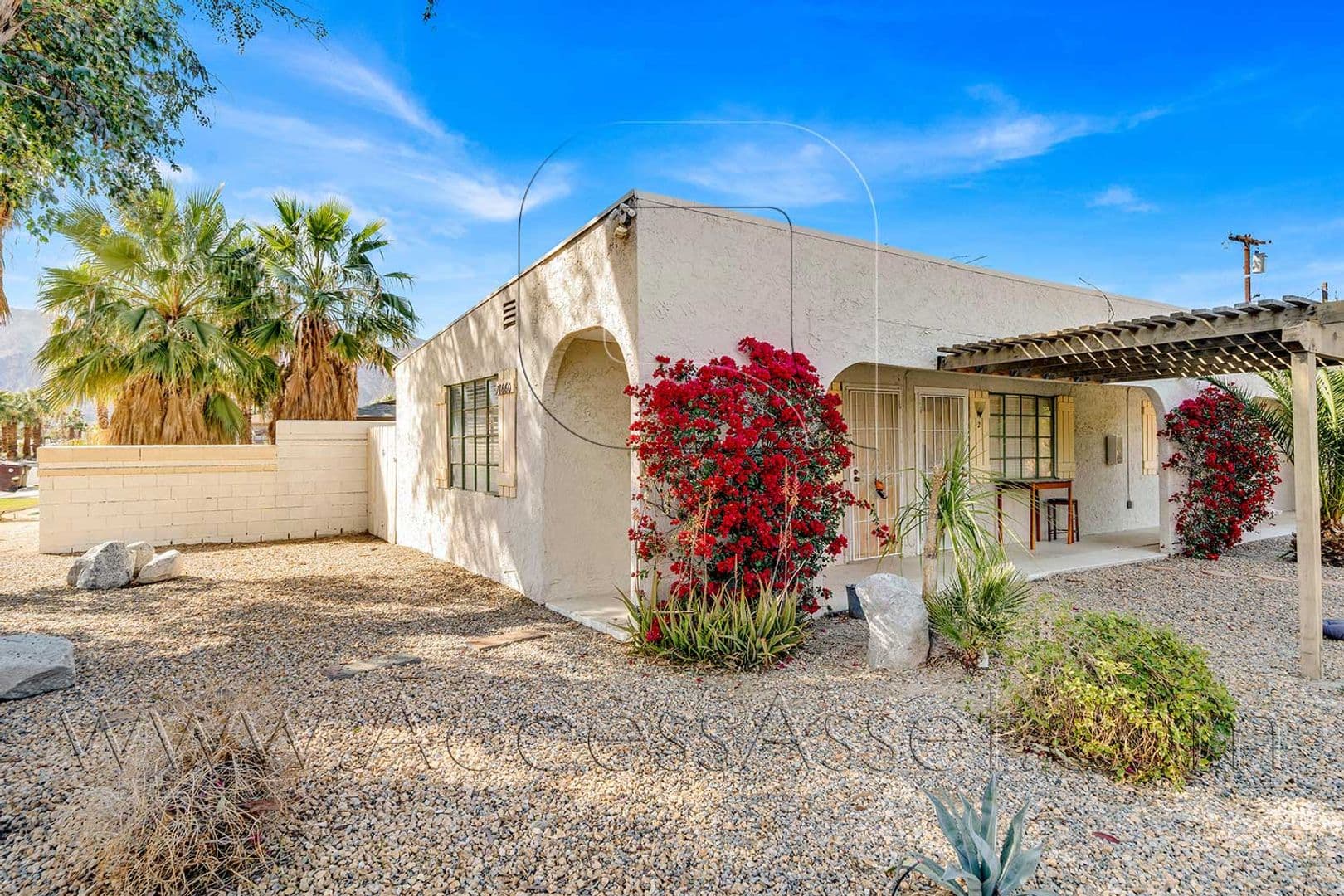La Quinta Apartment: 78660 Ave. La Fonda