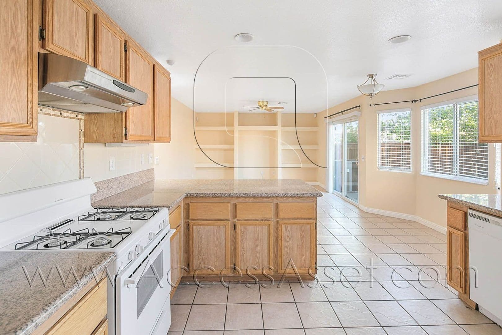 Hesperia House: 9383 Dragon Tree Drive