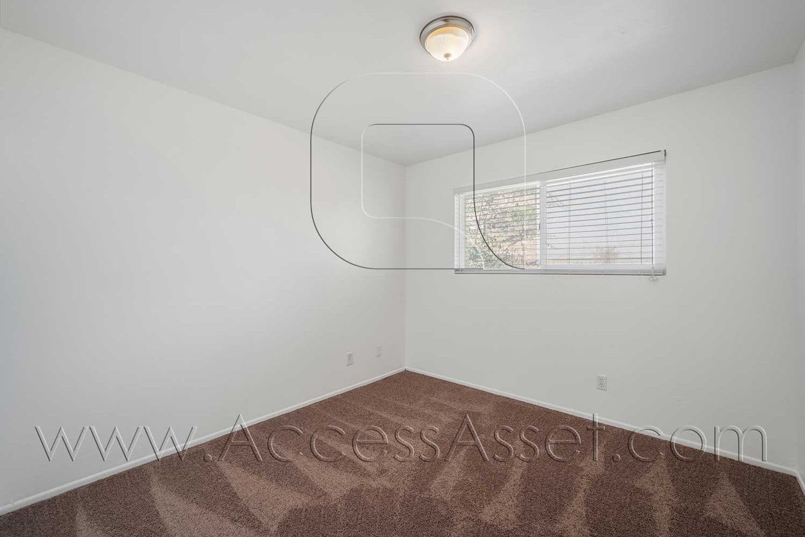 Lake Elsinore House: 29650 Jernigan St.