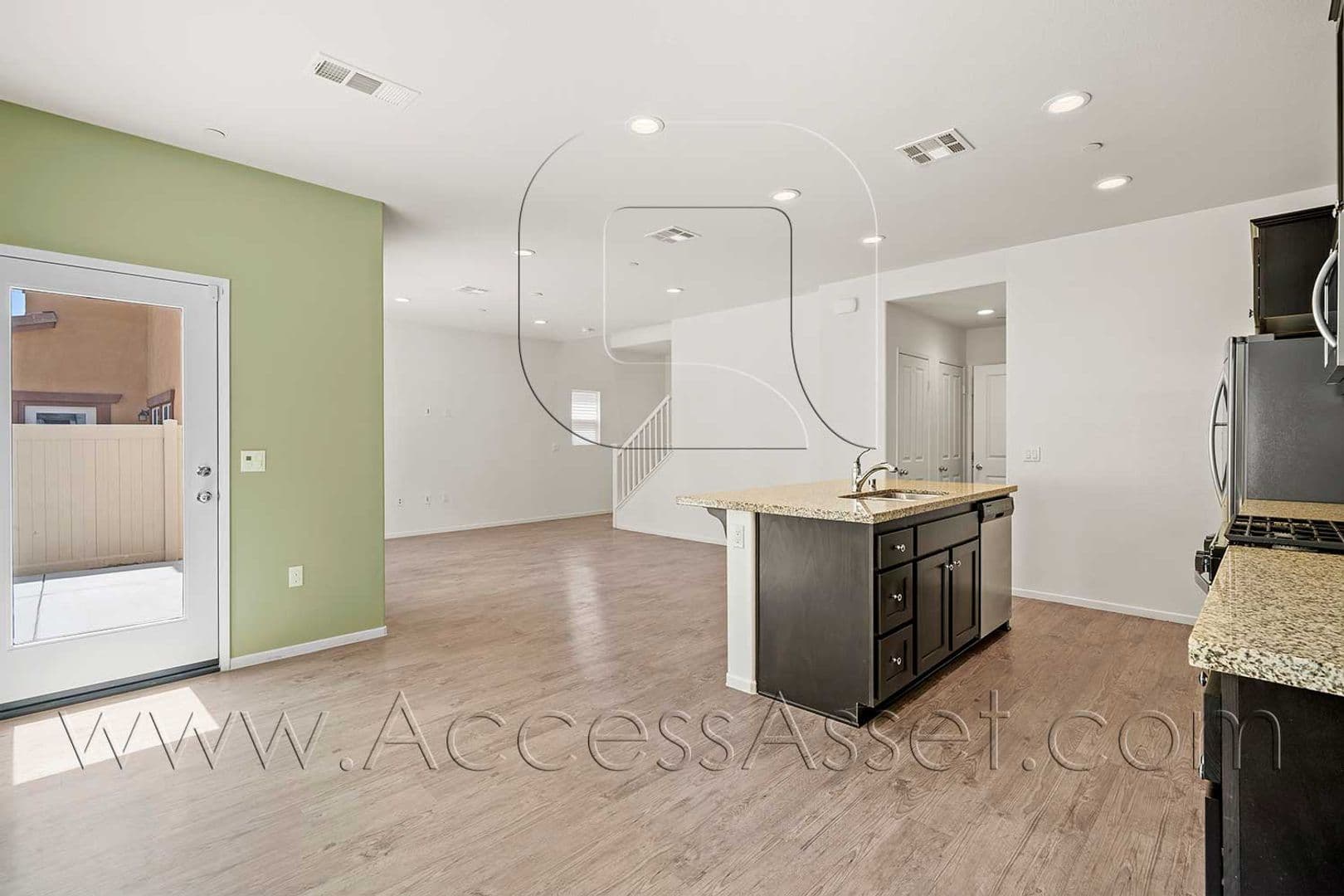 Murrieta Townhome: 41278 Winterberry St