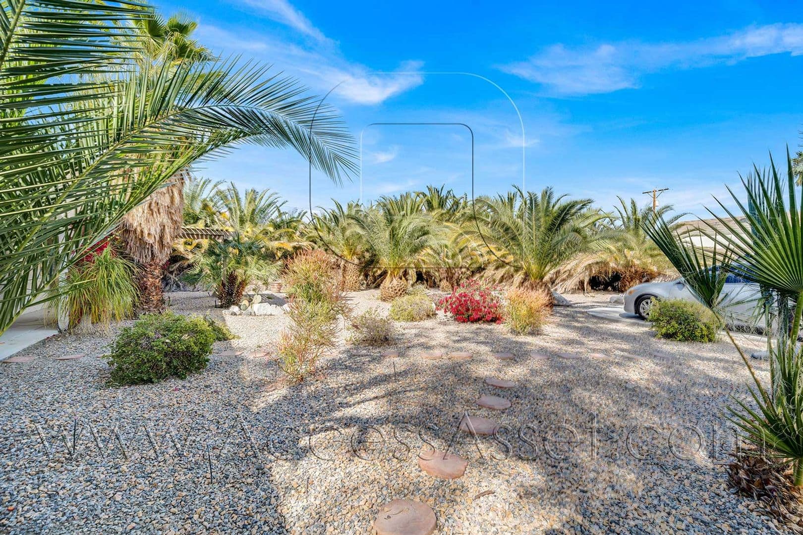 La Quinta Apartment: 78660 Ave. La Fonda
