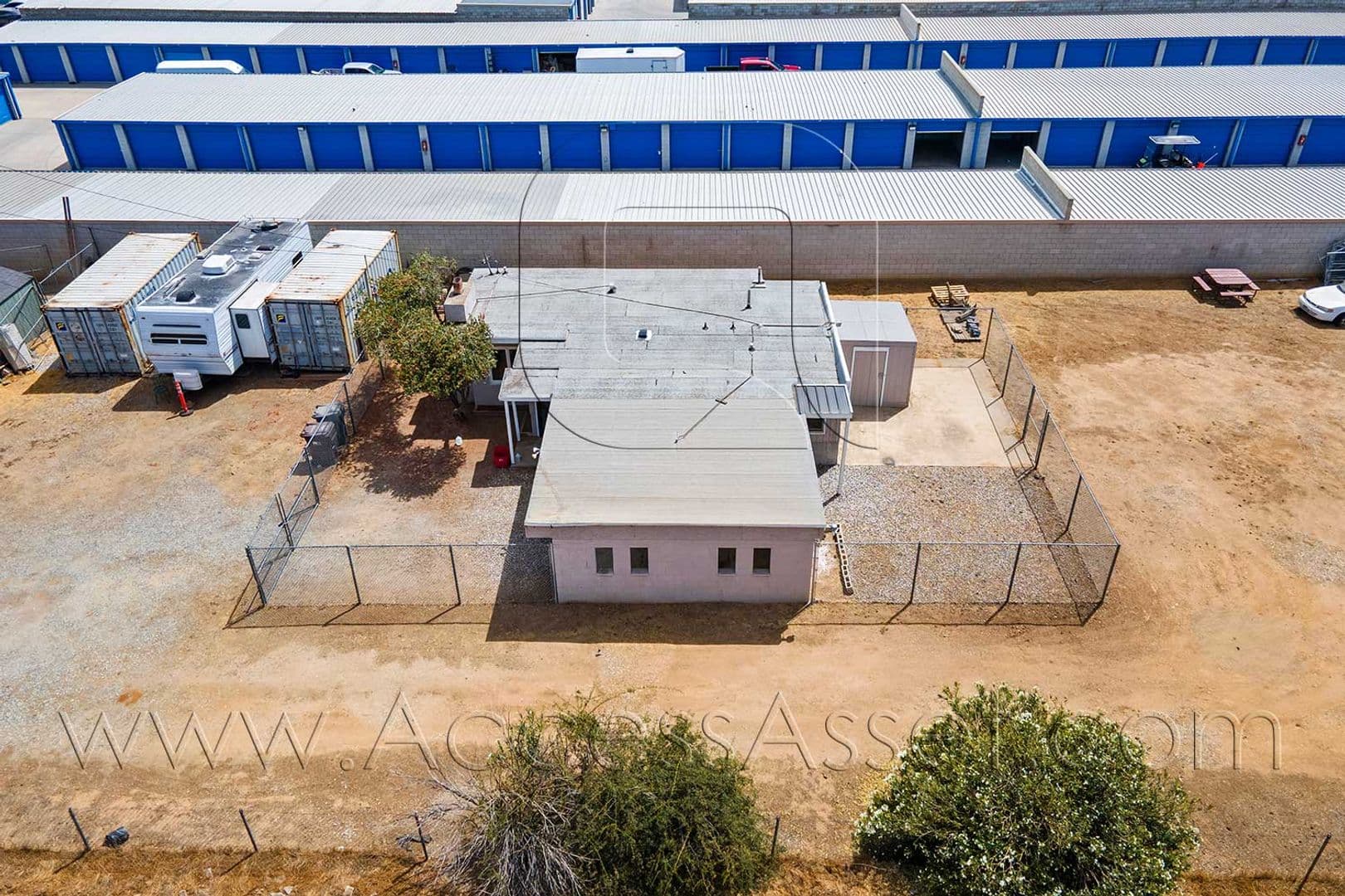 Beaumont House: 675 American Avenue #2