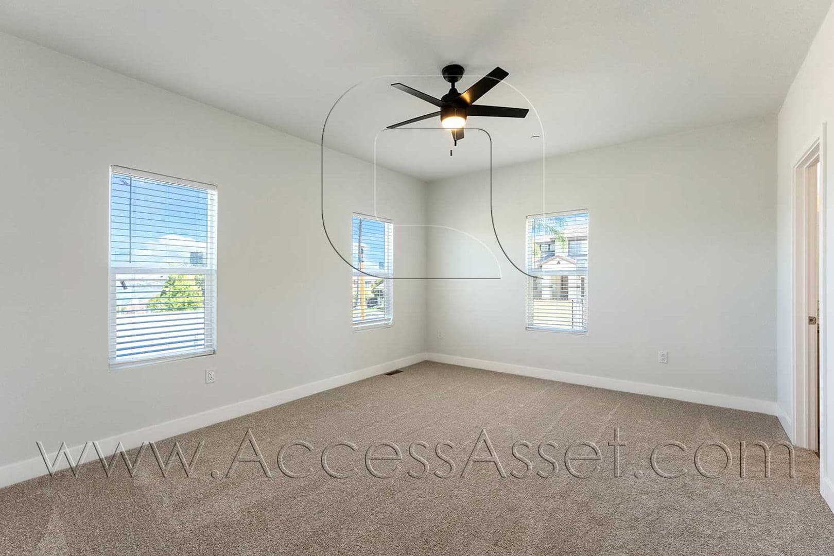 Lake Elsinore House: 33351 Macy St - House