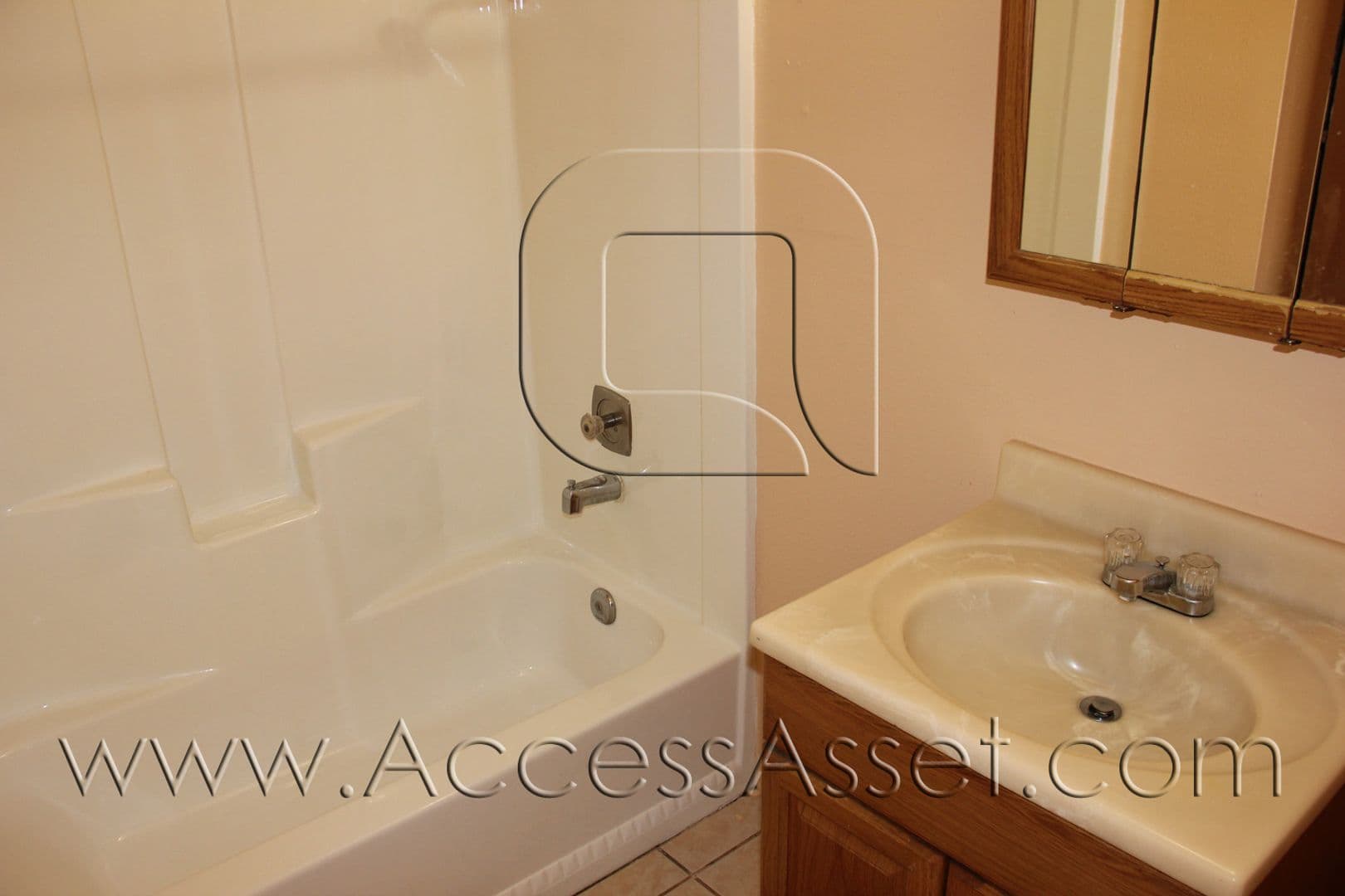 Lake Elsinore Apartment: 33150 Esther St.