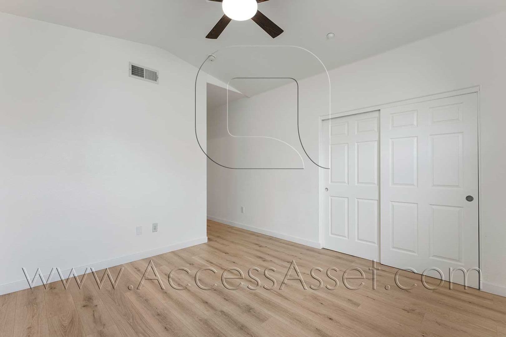 Oceanside House: 288 Fisherman Lane #3