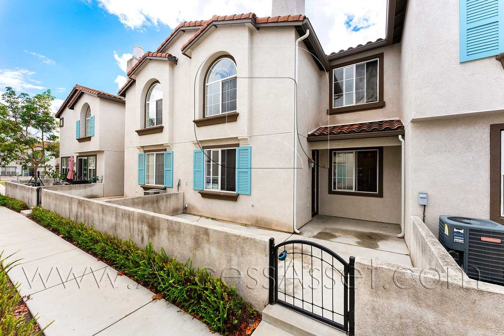 Oceanside House: 288 Fisherman Lane #3