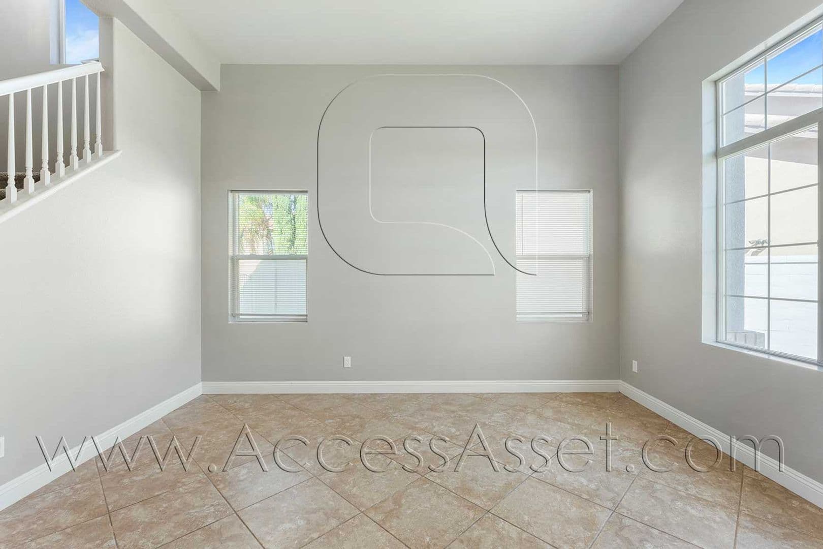 Eastvale House: 13555 Apricot Tree Ln
