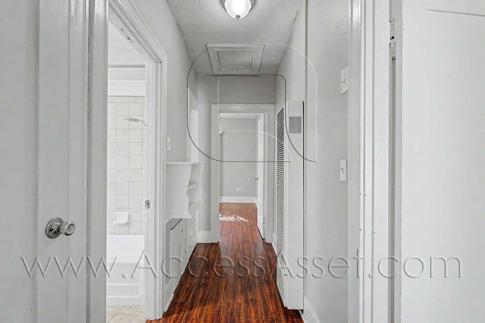San Bernardino House: 2829 N Pershing Ave