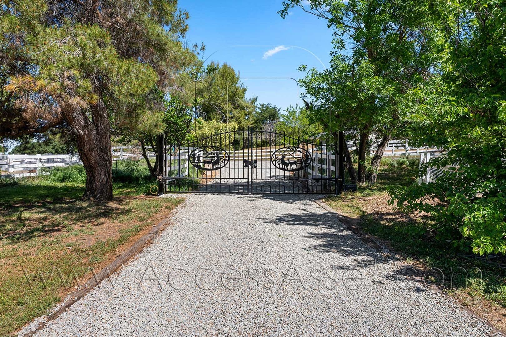 Lake Elsinore Apartment: 17700 Rodeo Rd