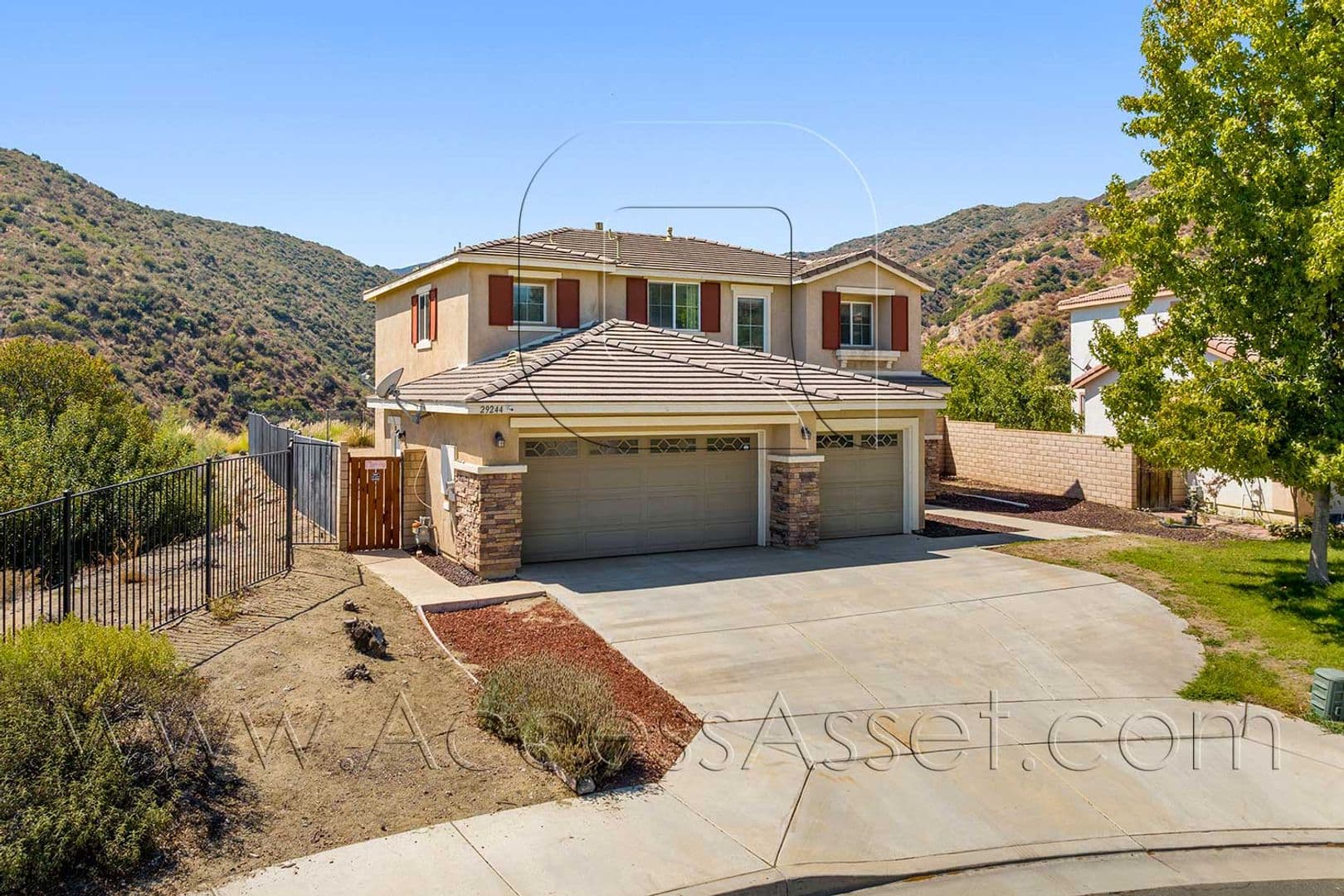 Lake Elsinore House: 29244 Point Shore Dr.