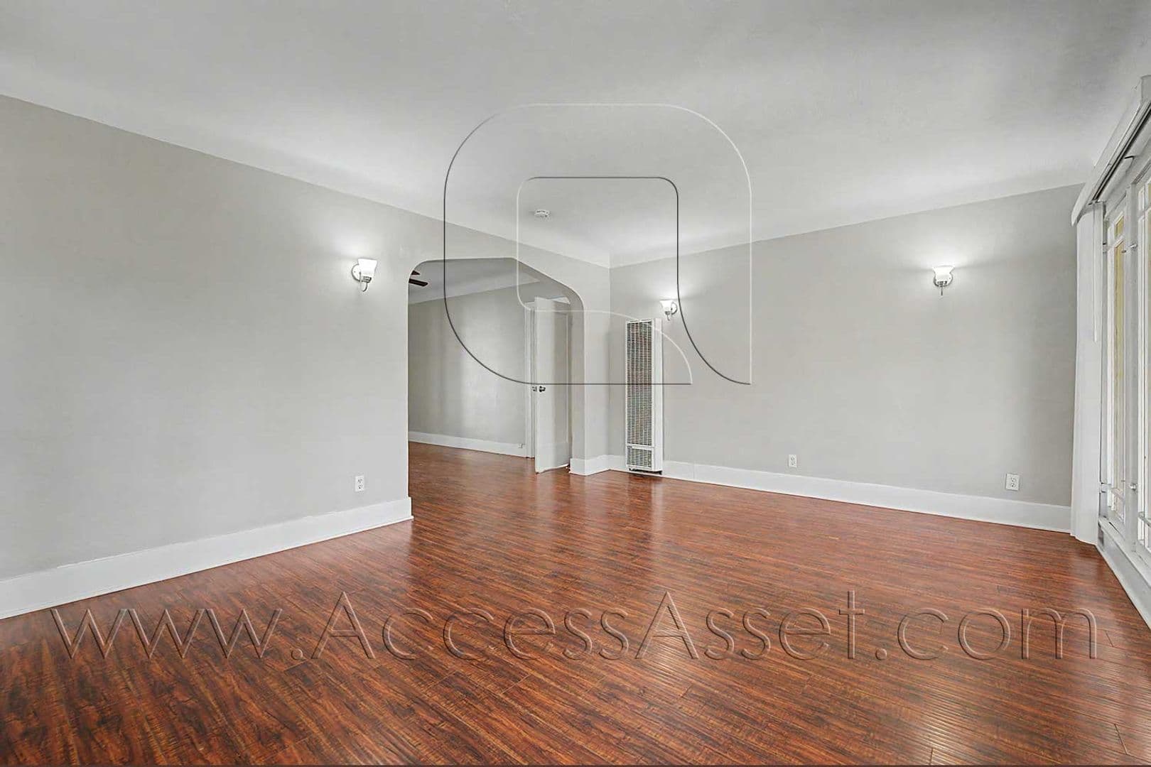 San Bernardino House: 2829 N Pershing Ave