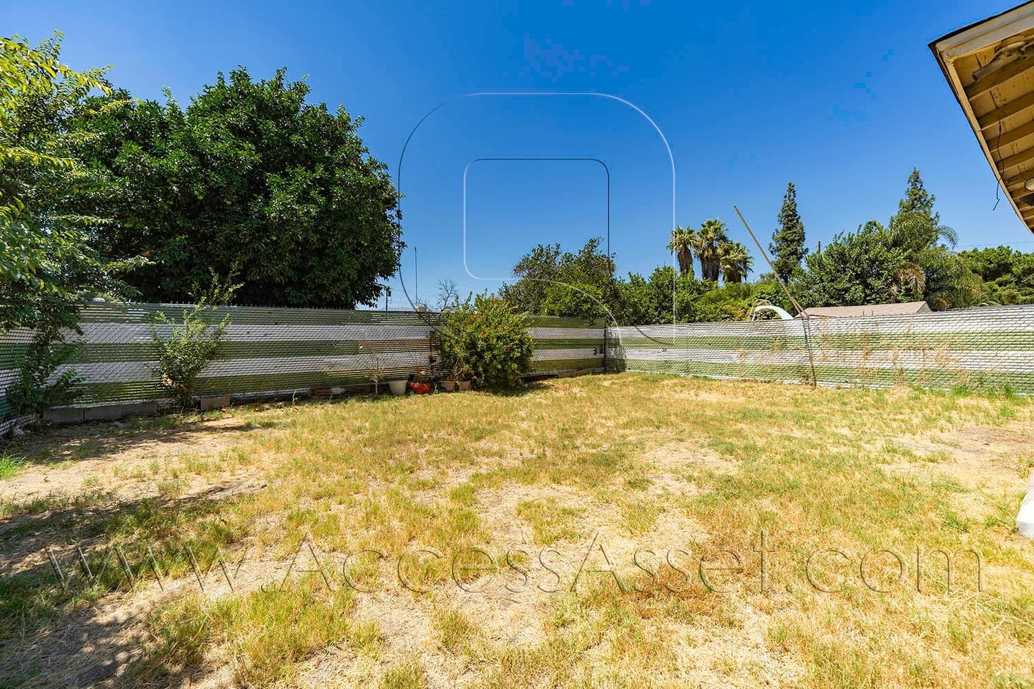 San Bernardino House: 2840 N F St