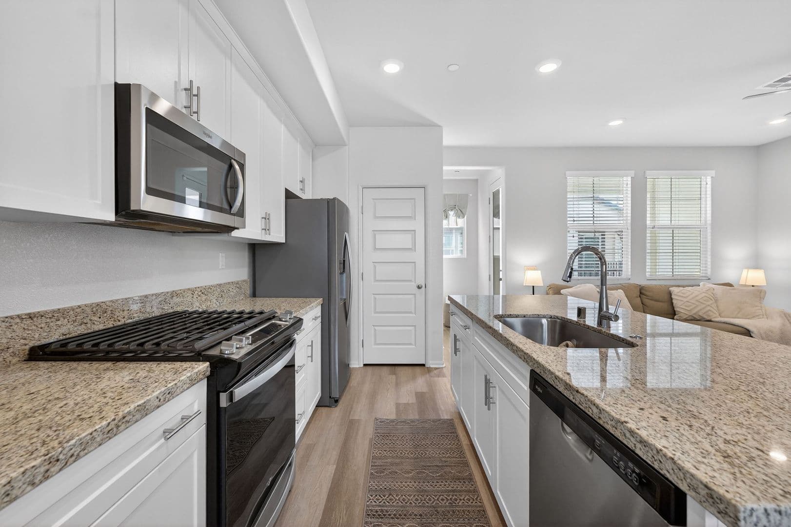 Temecula Condo: 40379 Melrose Dr