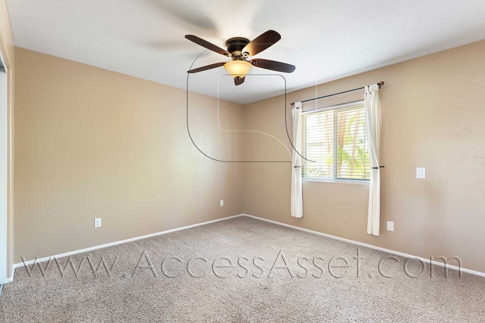 Corona House: 1358 Baldwin St