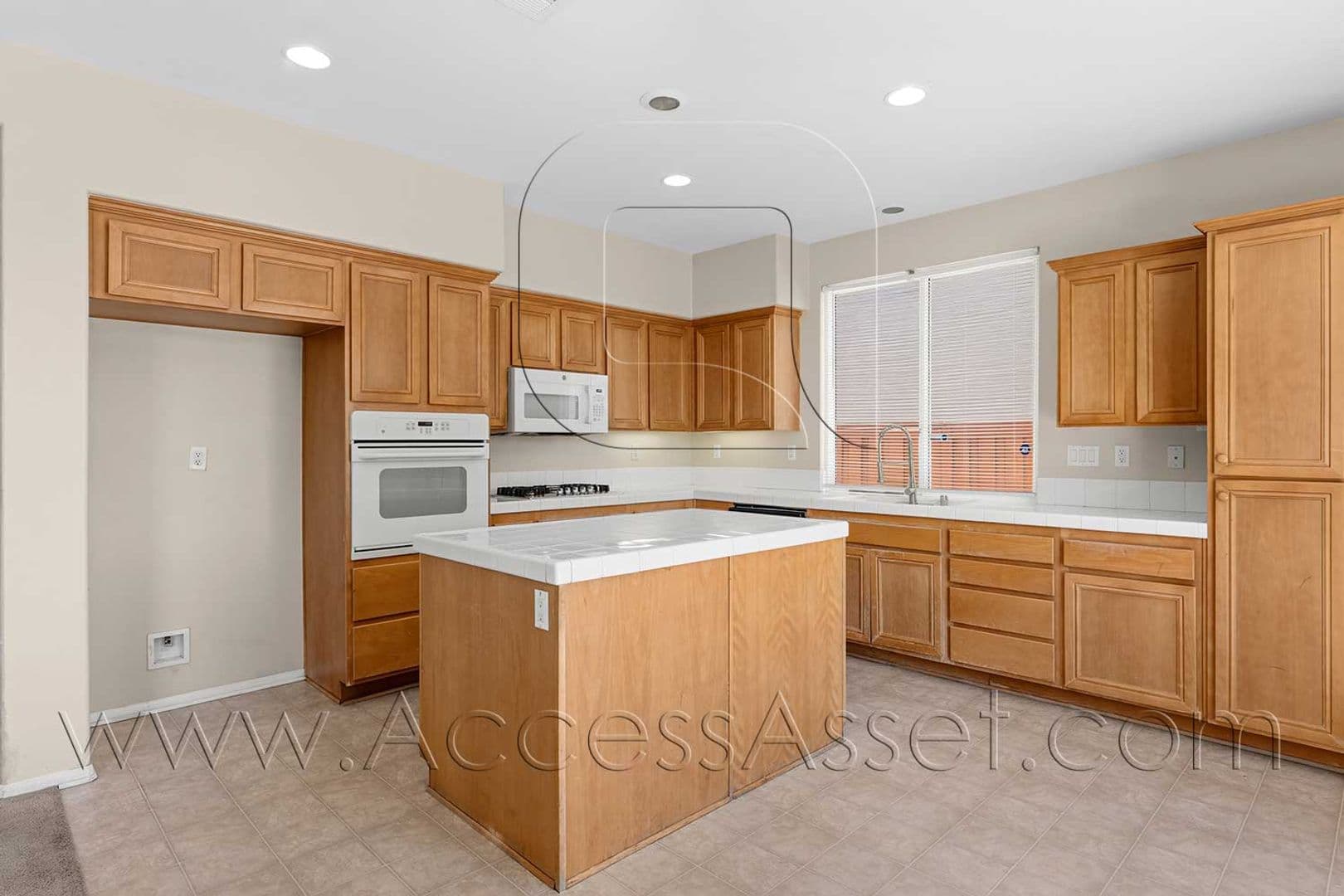 Menifee House: 29291 Grande Vista Ave