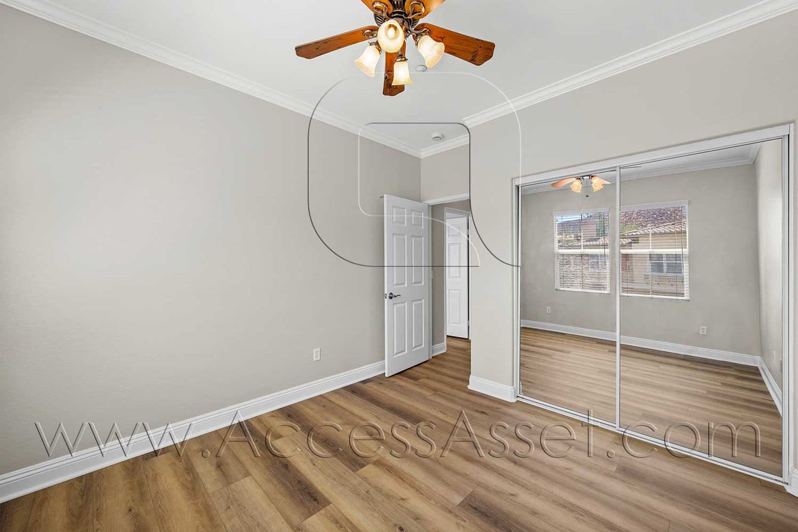 Lake Elsinore House: 15427 Park Point Ave - 110