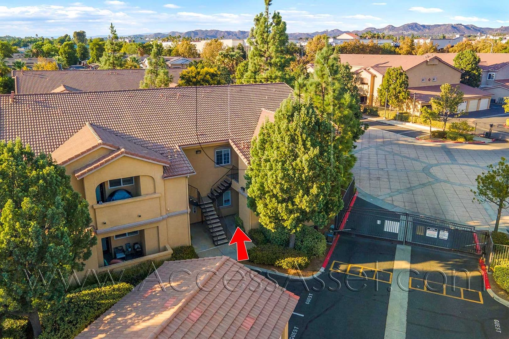 Murrieta House: 41410 Juniper St - 1814