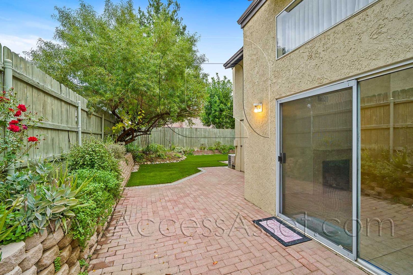 Lake Elsinore House: 619 Parkview Drive