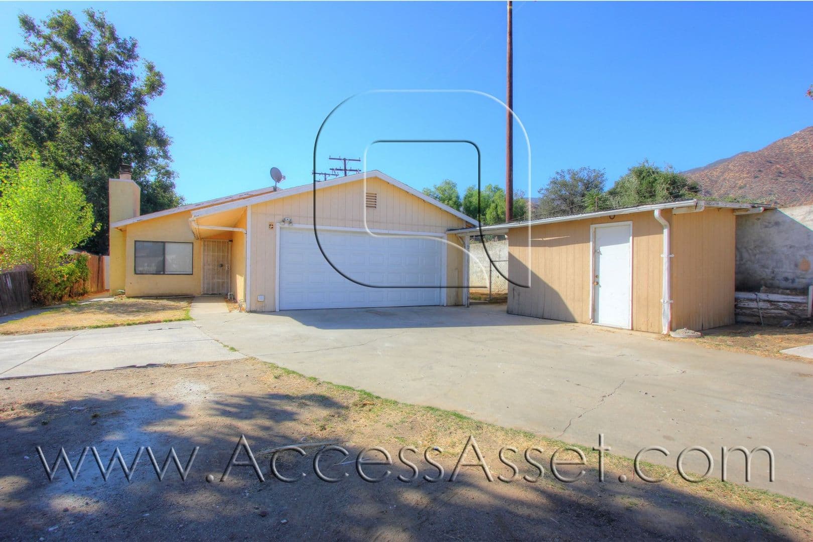 Lake Elsinore Apartment: 33150 Esther St.