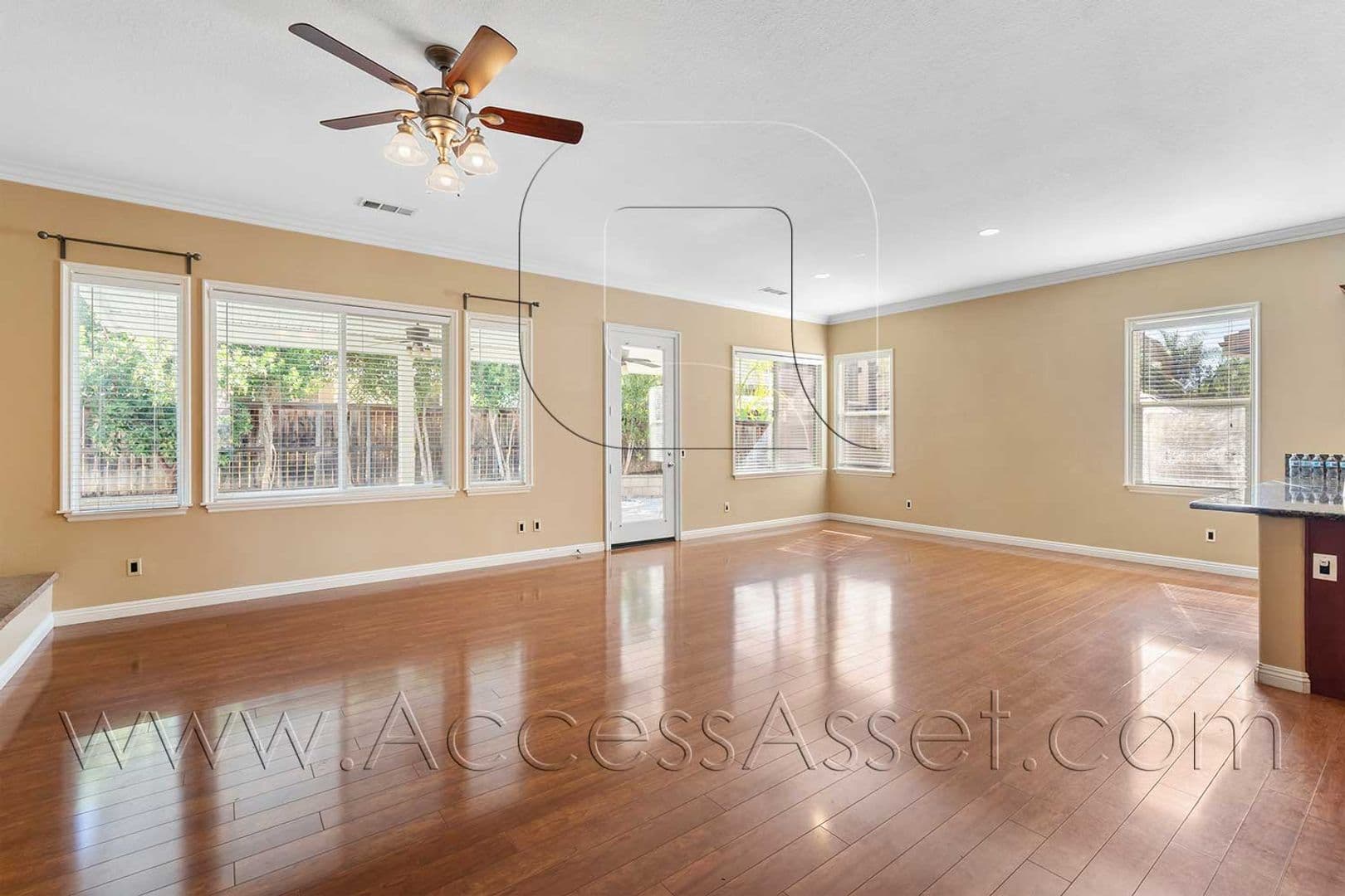 Winchester House: 36026 Pansy St