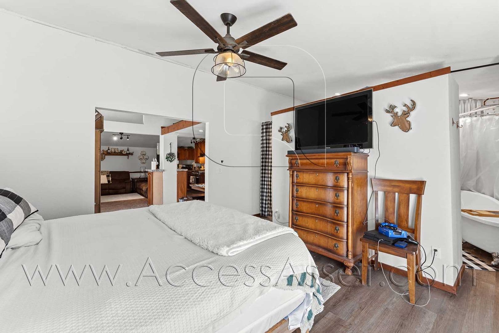 Lake Elsinore Apartment: 17700 Rodeo Rd