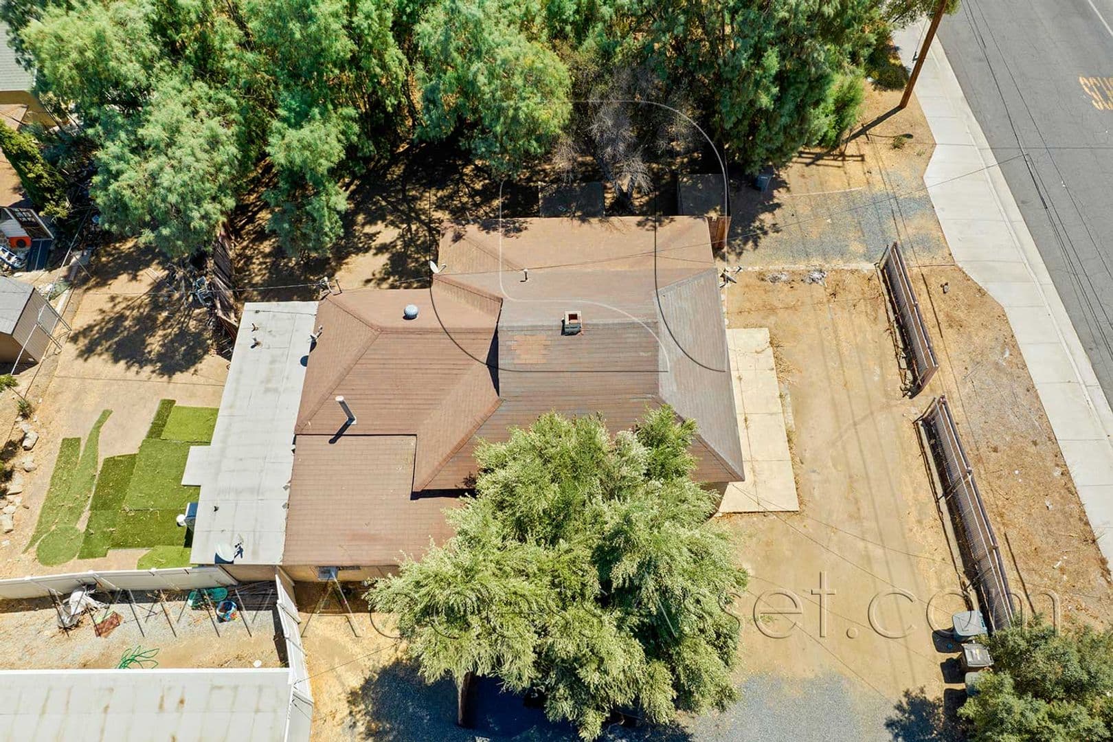 Lake Elsinore Apartment: 307 W Sumner Ave.