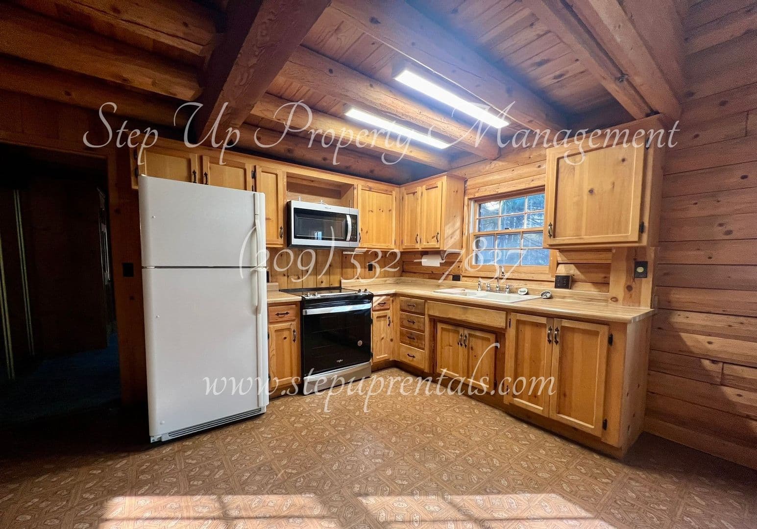 Sonora House: 24201 Martingale Ln