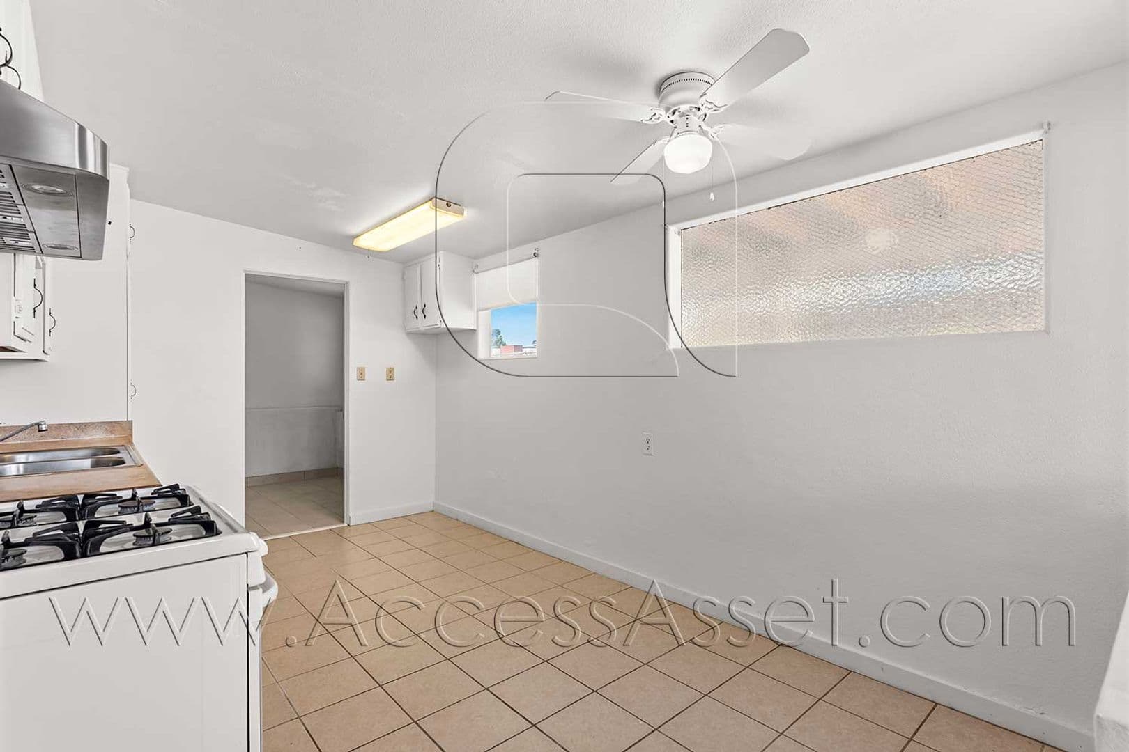 Beaumont House: 675 American Avenue #2
