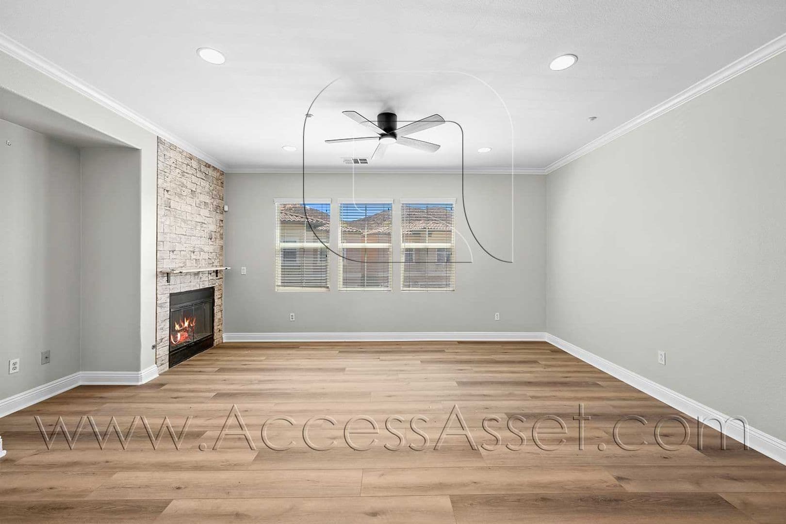 Lake Elsinore House: 15427 Park Point Ave - 110