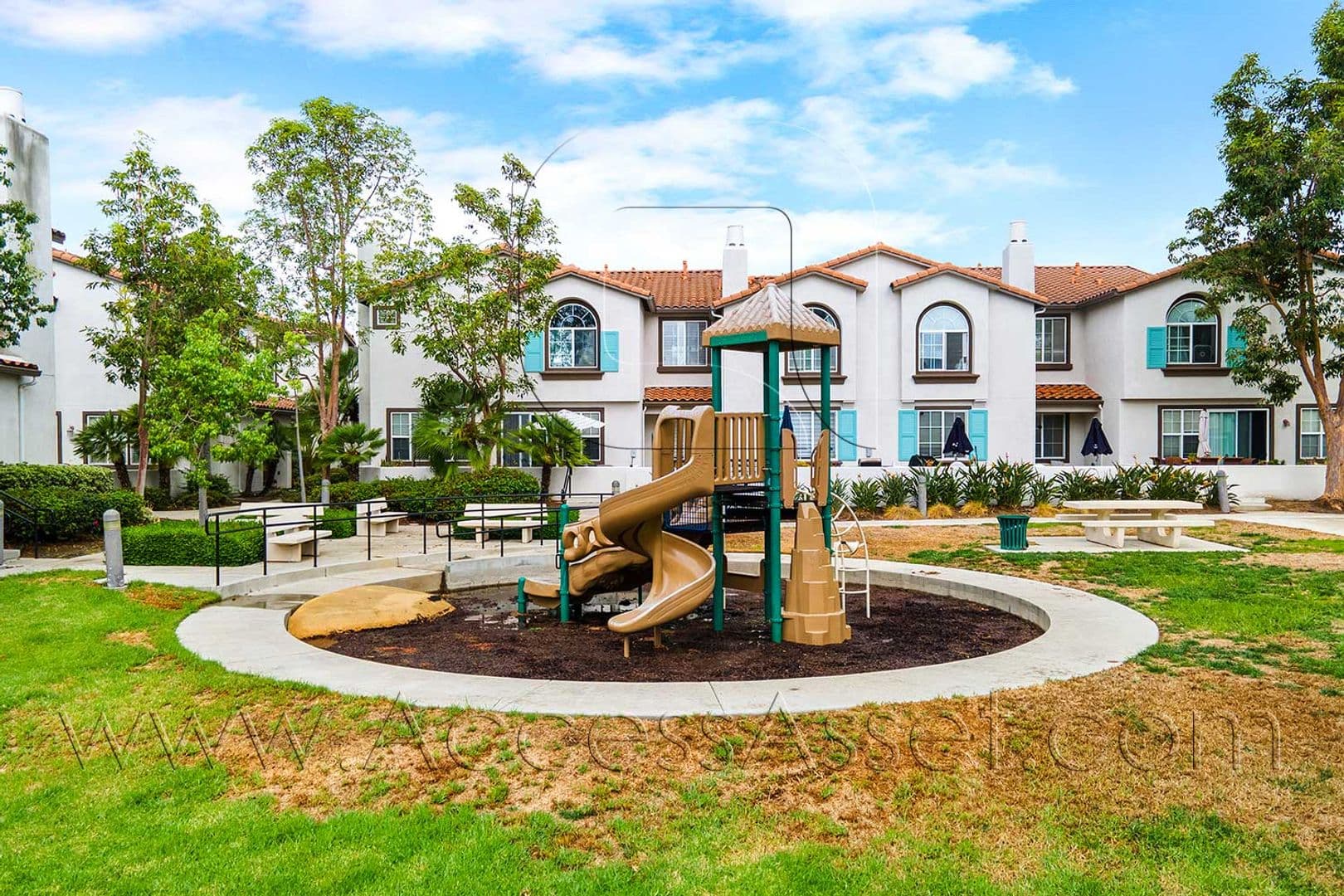 Oceanside House: 288 Fisherman Lane #3