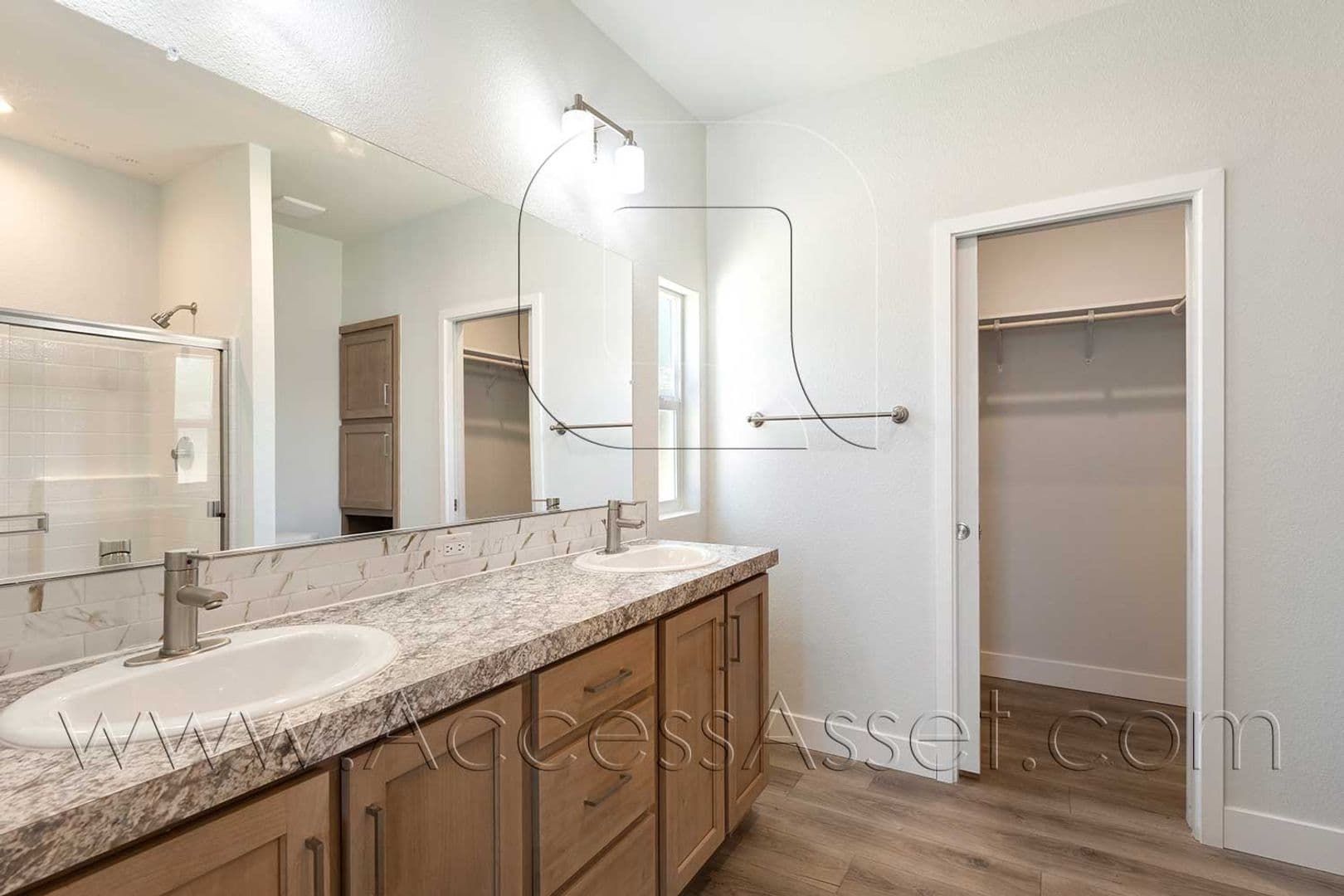 Lake Elsinore House: 33351 Macy St - House